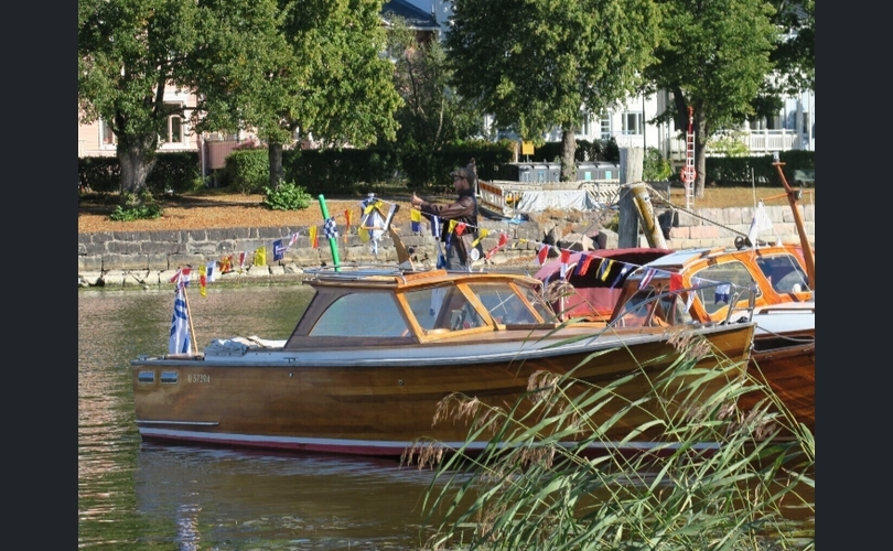 Roi Mahonkimoottorivene-kuva-7